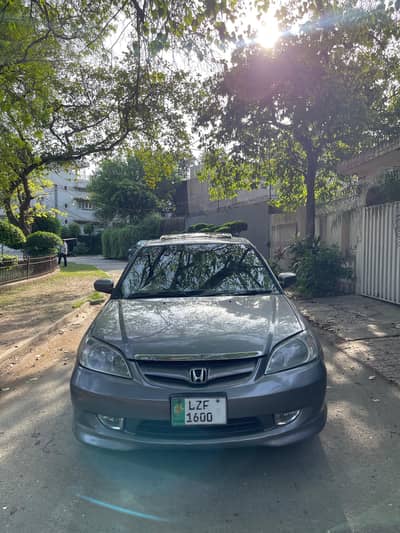 Honda civic 2004 vti oriel prosmatec