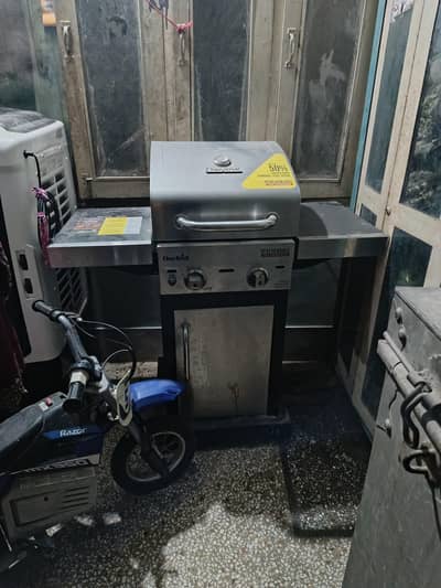 Char-Broil Performance 220 (2-Burner)  Model #: 468111017