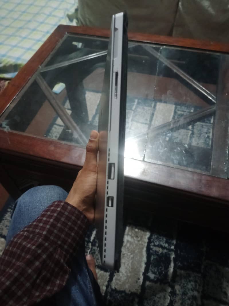 Microsoft Surface pro 4 8