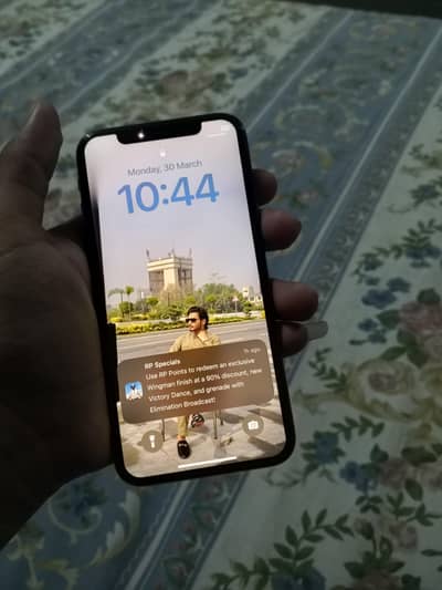 XS Sim glitch 10 by 5 condition battery 78 percentage face id open