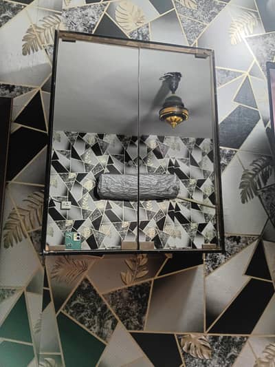 makeup box, organizer, 3 layers, mirror