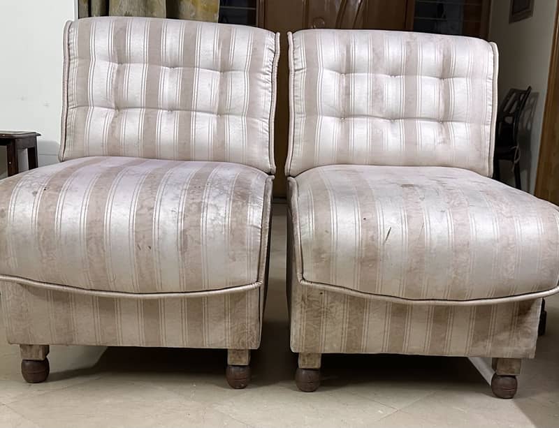 Single Seater Sofa Set 0