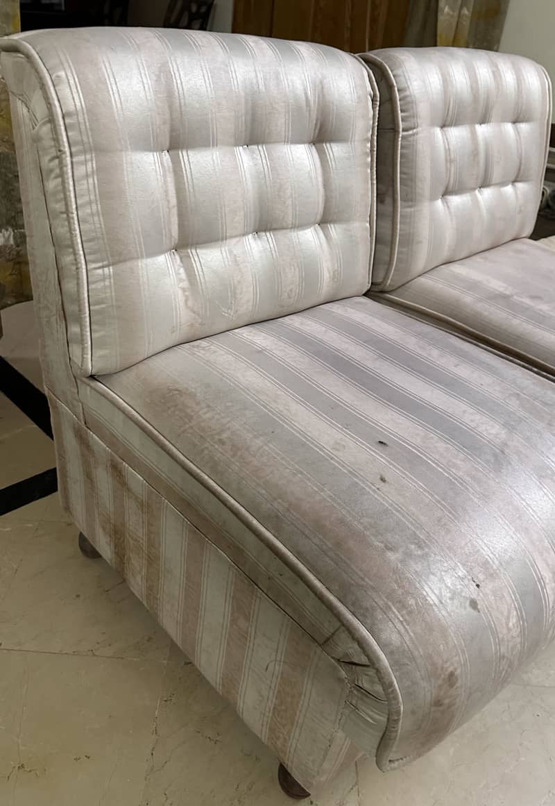 Single Seater Sofa Set 3