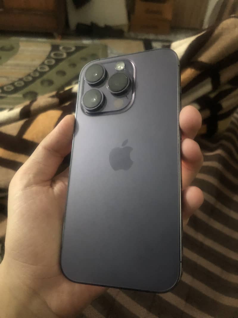 iPhone 14 pro 0