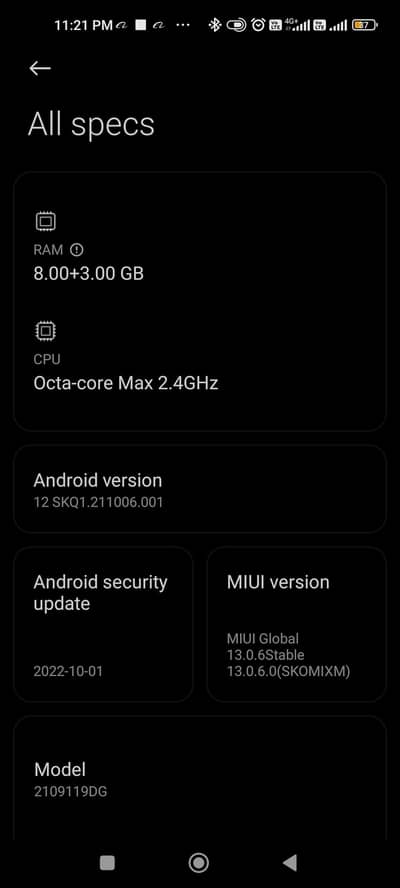 Xiaomi mi 11 lite 5g 13/256 the slimest phone of the world.