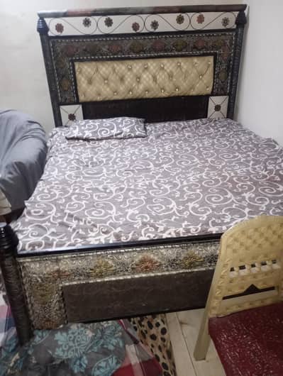 bed with matess sell urgent