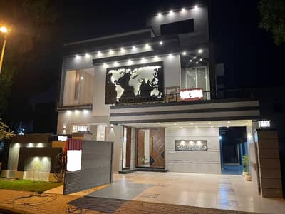 10 Marla House For Rent Available Takbeer Block Bahria Town Lahore