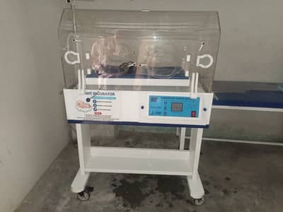 Infant incubator for sale