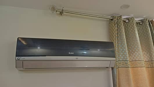 2 TON GREE AC INVERTER MODEL G10  USE ONLY 2 SEASON