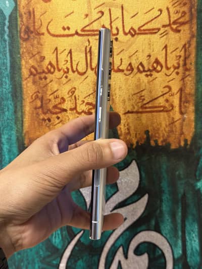 SAMSUNG S22 Ultra - 12/512gb Storage - OFFICIAL PTA APPROVED