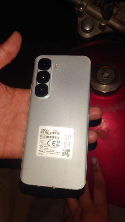 infinix hot 60pro plus 8/256 pubg beast condition 10/10