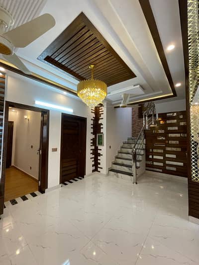 10 Marla House For Rant Secter C BahriaTowan Lahore