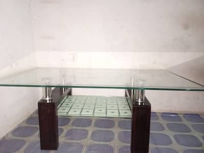 Coffee table new condition
