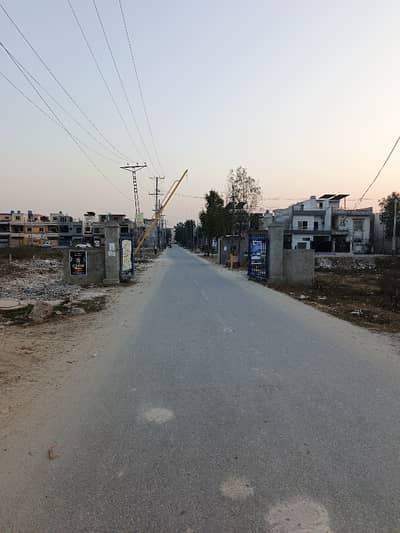 10 MARLA PLOT FOR SALE IN EDEN RESIDENCIA COLLEGE ROAD LAHORE