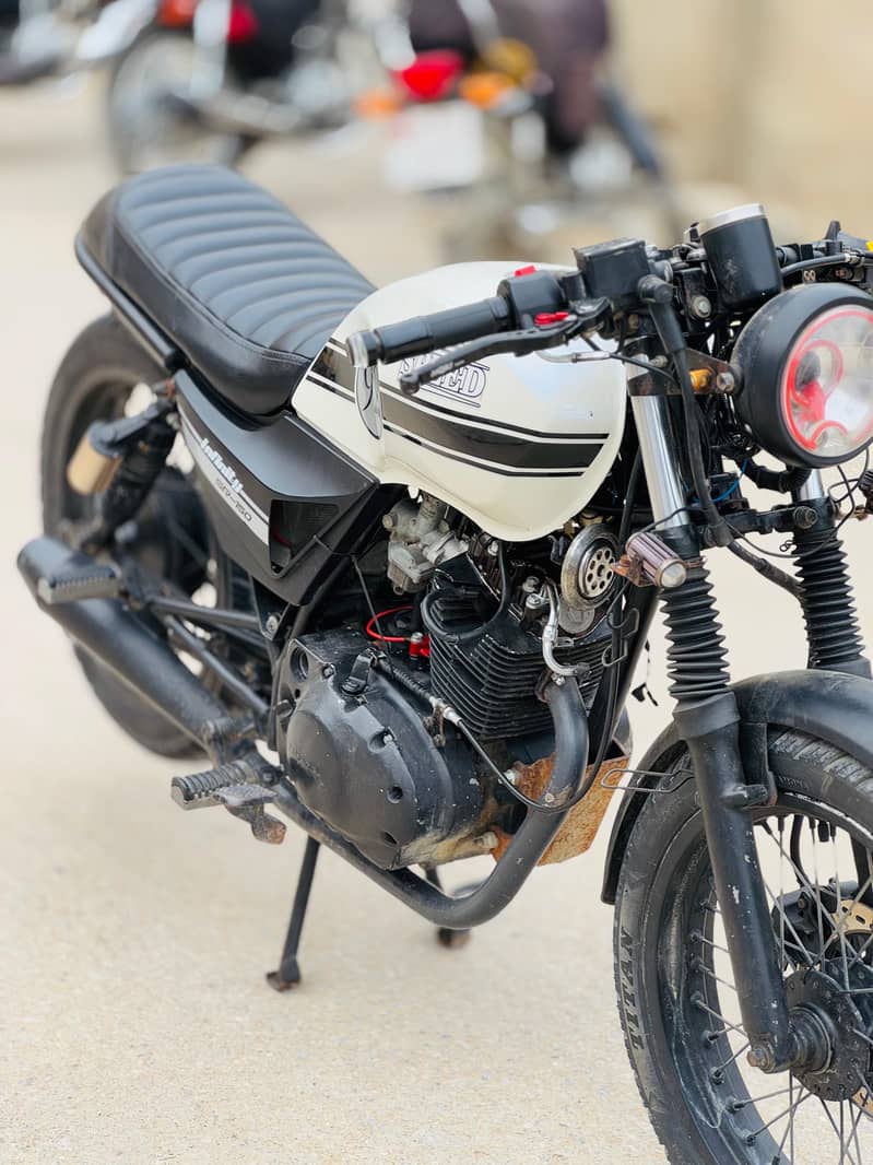 Infinity phantom 200 6