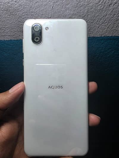 Aquos r3