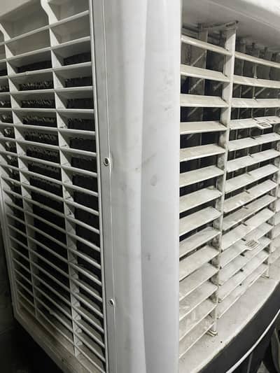 10/10 condition brand new air  cooler