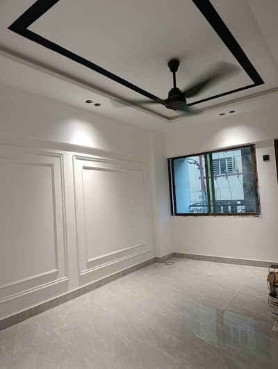 Defence 500 Yards 5 & 6 Bedrooms Bungalow