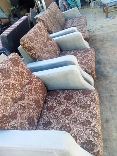5 Seater Sofa Set For Sale 20.000 Gulistan E Joher 03101188962
