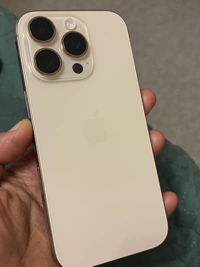 iPhone 16 pro Max jvv