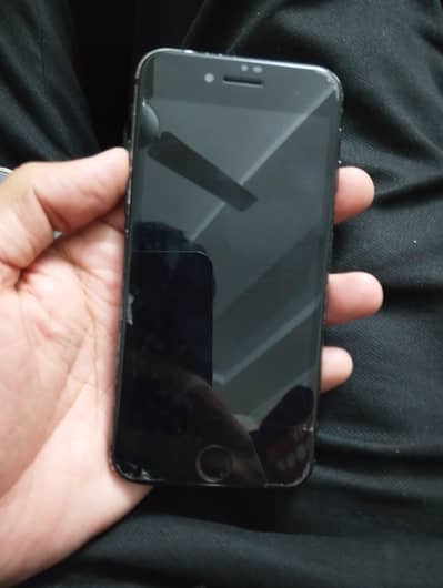 iphone 7 128gb PTA approved, all working accept microphone issue