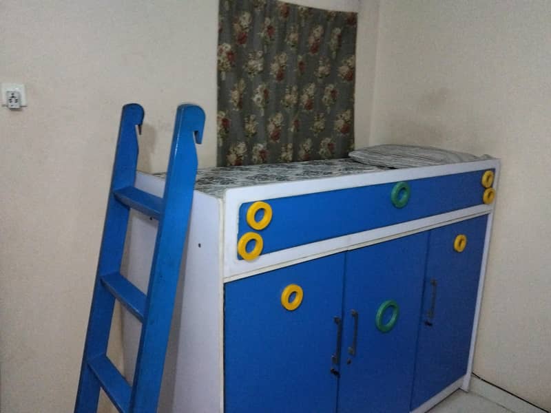 Bunk bed 0