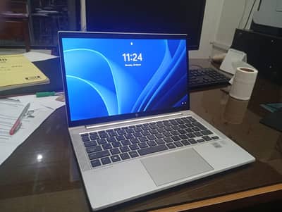 HP Elitebook 830 G7, i7 16GB Ram, 10 Gen