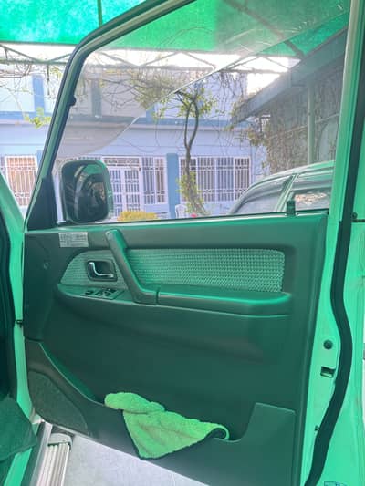 Mitsubishi Pajero 3 Door V6