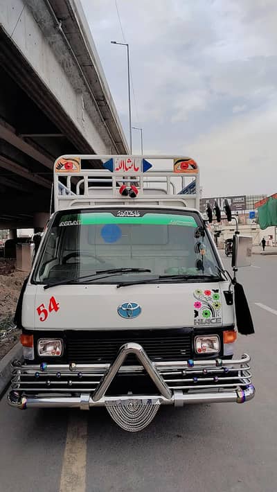 Toyota hiace