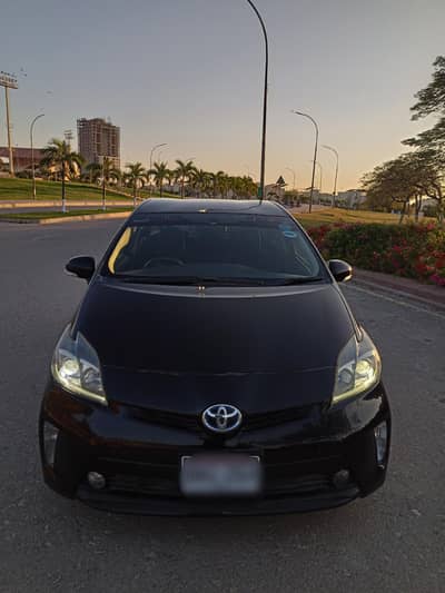 Toyota Prius S Led 1.8 urgent Sale