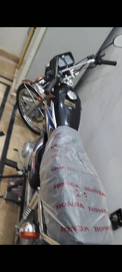 Honda cg125(no bargaining plz)