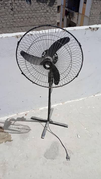 pedestal fan