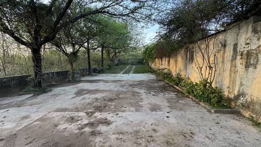 1.5 Kanal plot For Sale Spring Valley Islamabad