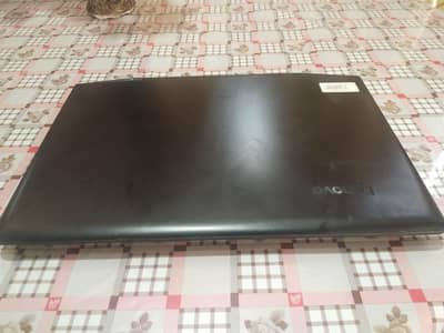 Lenovo y700-17isk ( GAMING )