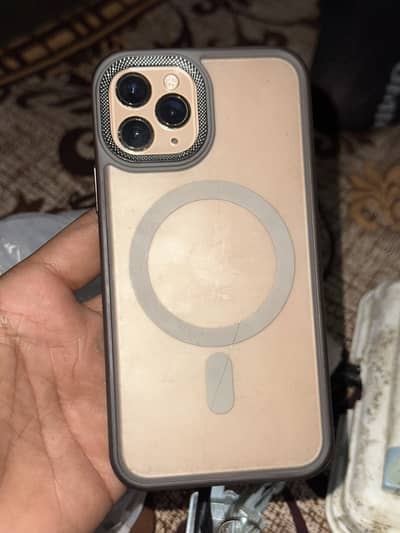 11 pro my WhatsApp number 03197310739