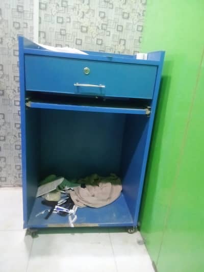 computer tables Whatsapp no 03280420984