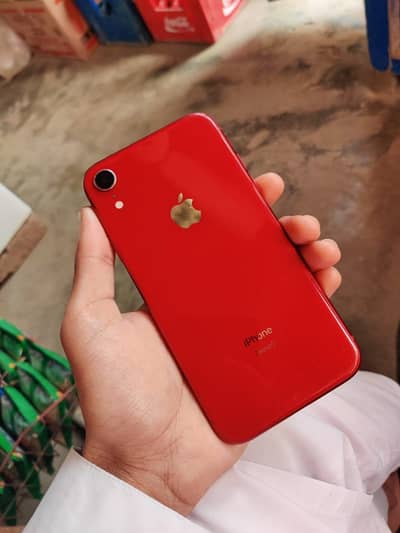 iPhone XR esim available