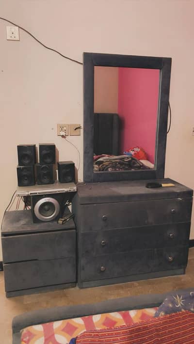 English colour full cushion bed set