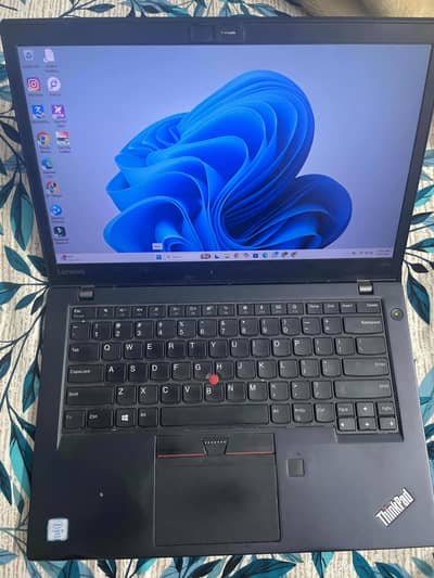 Lenovo i5-6th Gen 8/256 SSD New Condition || First Owner