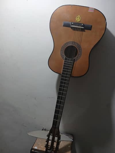 gibson classical  guitar