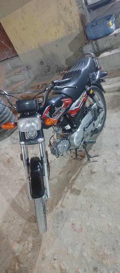 Argent sell only 600 kilometers use neat & clean All ok