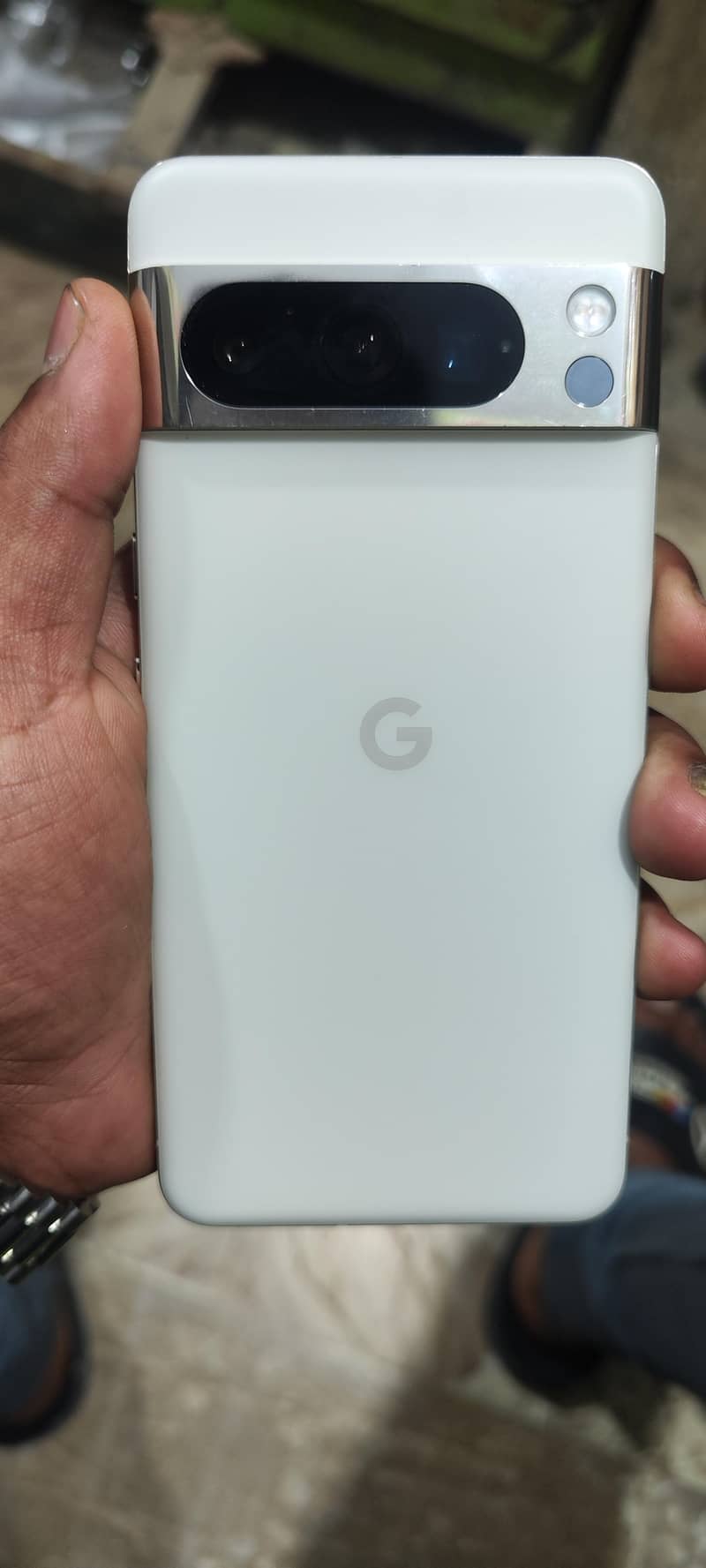 Google pixel 8 pro 2