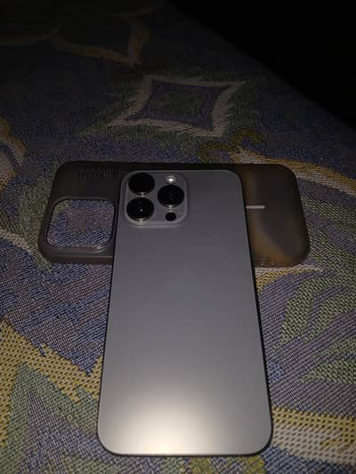 Iphone 15 pro max 256 gb jv 10/10 condition Natural Titanium