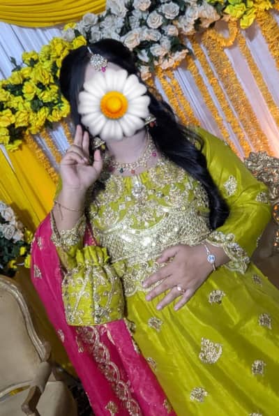 Bridal Mehndi Dress with Matching jewellery