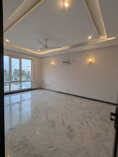 1 Kanal Beautiful Upper Portion for Rent | DHA Phase 7