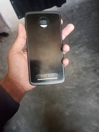 Motorola Moto Z2 Force
