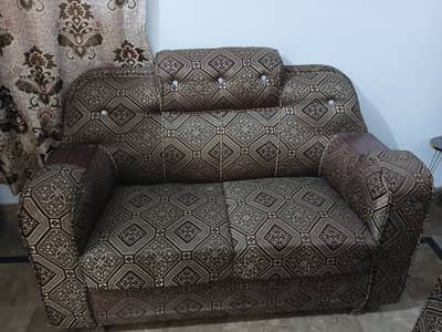 6 Seater sofa in new condition