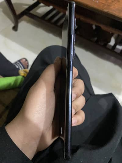 Not opened full genuine mobile but glass crack