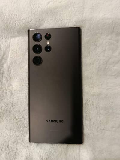 Samsung S22 Ultta 8 GB/128 GB Black Color