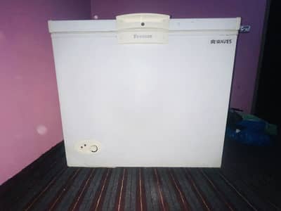 Waves Deep freezer 310 model